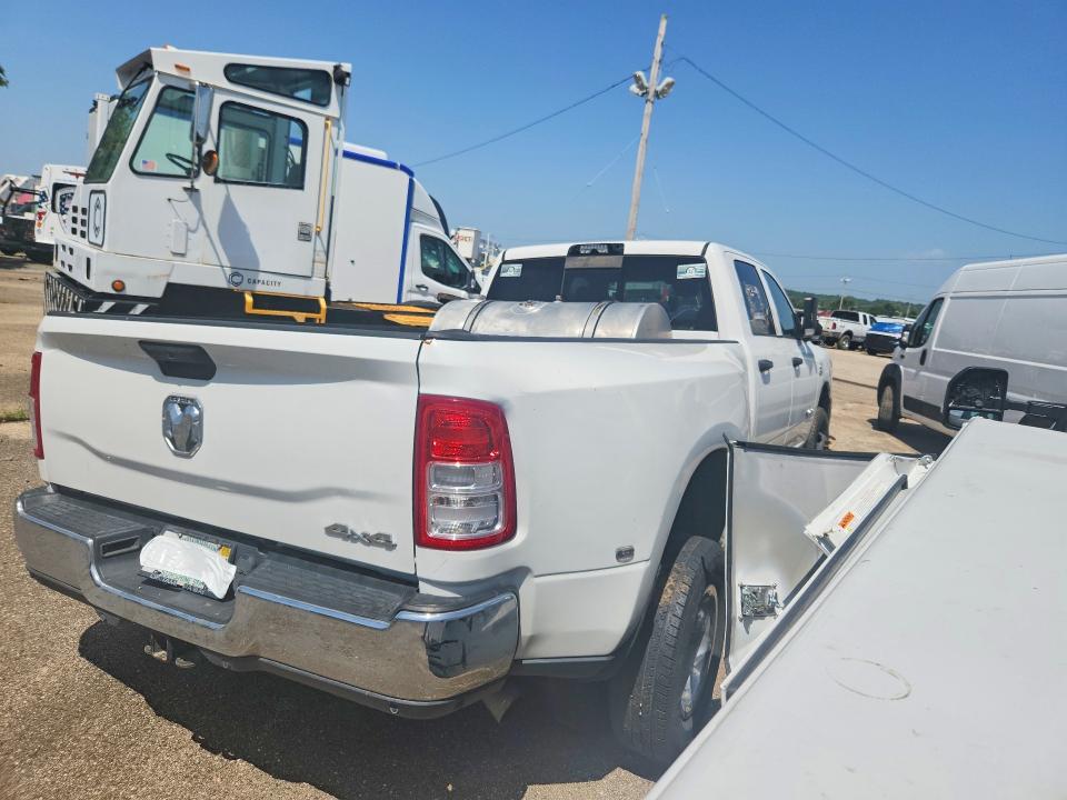 2022 Ram 3500 VIN 3C63RRGL8NG113566 COPART salvage auction — SIDE, Fl - Certificate Of Title, sold $7,200 on 2026-07-29 (photo 3)