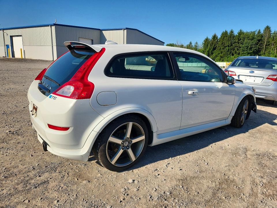 2011 Volvo C30 VIN YV1672MK4B2233801 COPART salvage auction — FRONT END, NY - MV-907A SALVAGE CERTIFICATE, sold $275 on 2026-08-17 (photo 3)