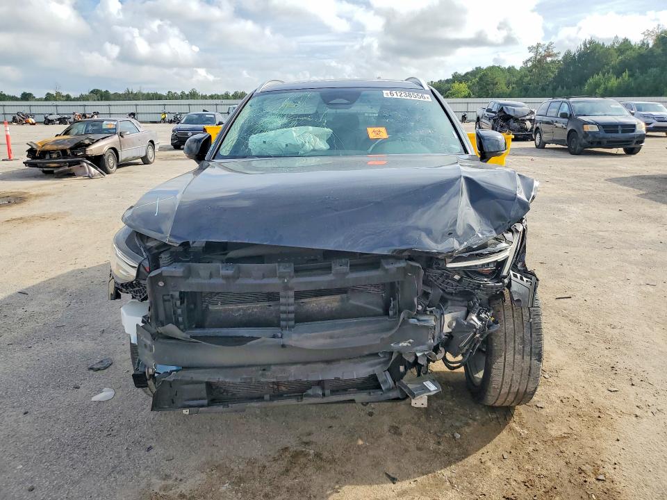 2025 Volvo Xc40 VIN YV4L12UE2S2486066 COPART salvage auction — FRONT END, SC - CERT OF TITLE-SALVAGE (P), sold $12,100 on 2026-07-28 (photo 5)
