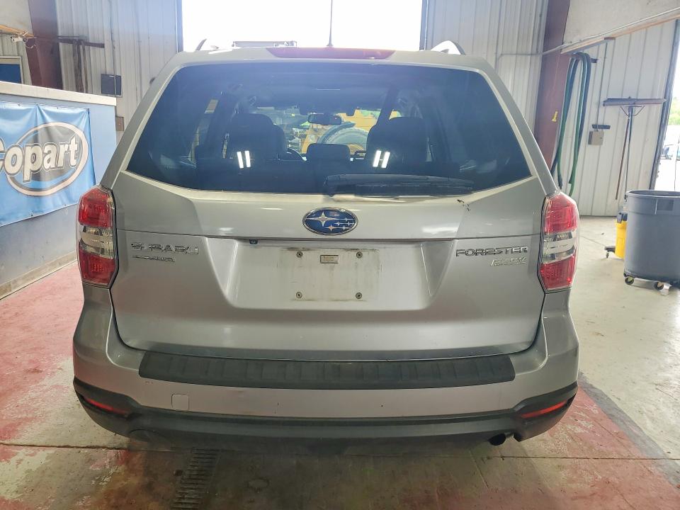 2015 Subaru Forester VIN JF2SJAFC9FH578414 COPART salvage auction — ROOF, PA - CERTIFICATE OF SALVAGE, sold $575 on 2026-07-27 (photo 6)