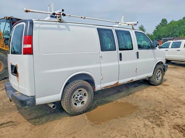 2018 Gmc Savana VIN 1GTW7AFP7J1185501 COPART salvage auction — MECHANICAL, On - Permit No Brand - Unfit, sold $1,450 on 2026-07-09 (photo 3)