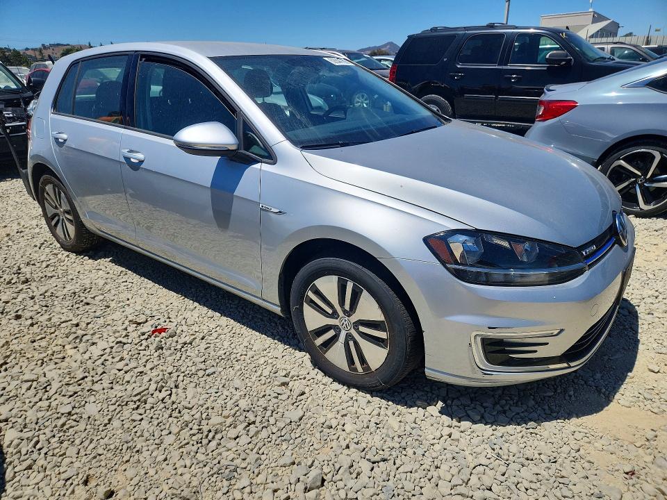 2019 Volkswagen Golf VIN WVWKR7AU7KW914321 COPART salvage auction — VANDALISM, Ca - Dis/Dlr/Exp Only Clean Title, sold $3,650 on 2026-08-04 (photo 4)