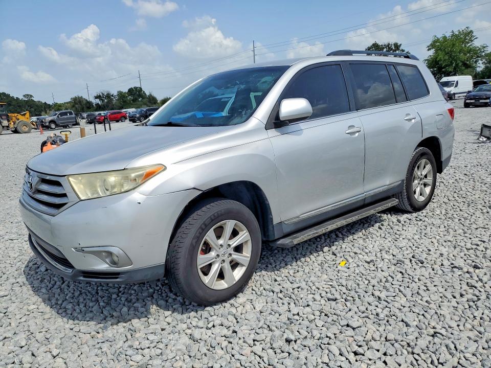 2013 Toyota Highlander VIN 5TDZK3EH2DS097030 COPART salvage auction — MINOR DENT/SCRATCHES, Fl - Certificate Of Title, sold $4,800 on 2026-07-27 (photo 1)