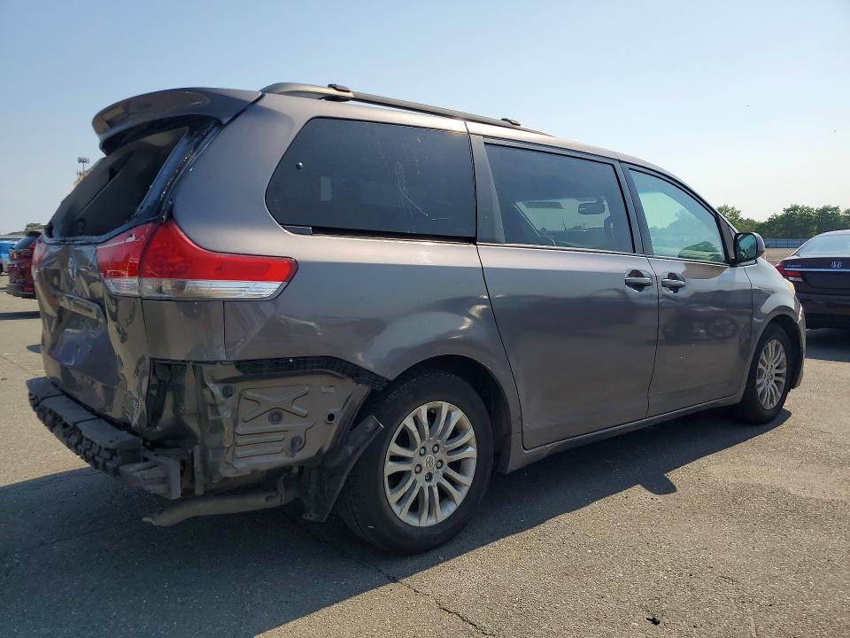 2011 Toyota Sienna VIN 5TDYK3DC7BS066127 COPART salvage auction — REAR END, NY - MV-907A SALVAGE CERTIFICATE, sold $2,550 on 2026-07-27 (photo 3)