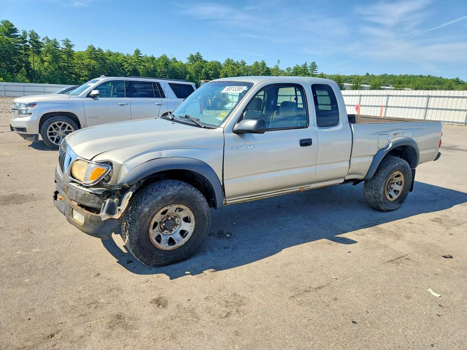 2001 Toyota Tacoma VIN 5TEWN72N61Z864033 COPART salvage auction — FRONT END, Me - Certificate Of Title, sold $400 on 2026-07-31 (photo 1)