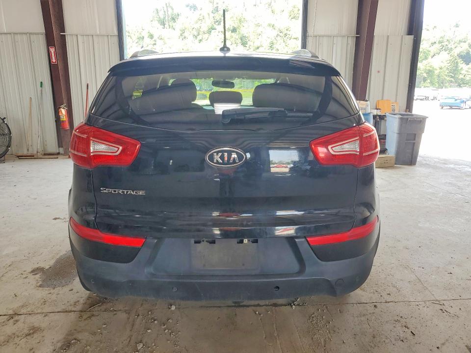 2011 Kia Sportage VIN KNDPBCA2XB7087829 COPART salvage auction — NORMAL WEAR, Pa - Cert Of Title, sold $450 on 2026-07-29 (photo 6)