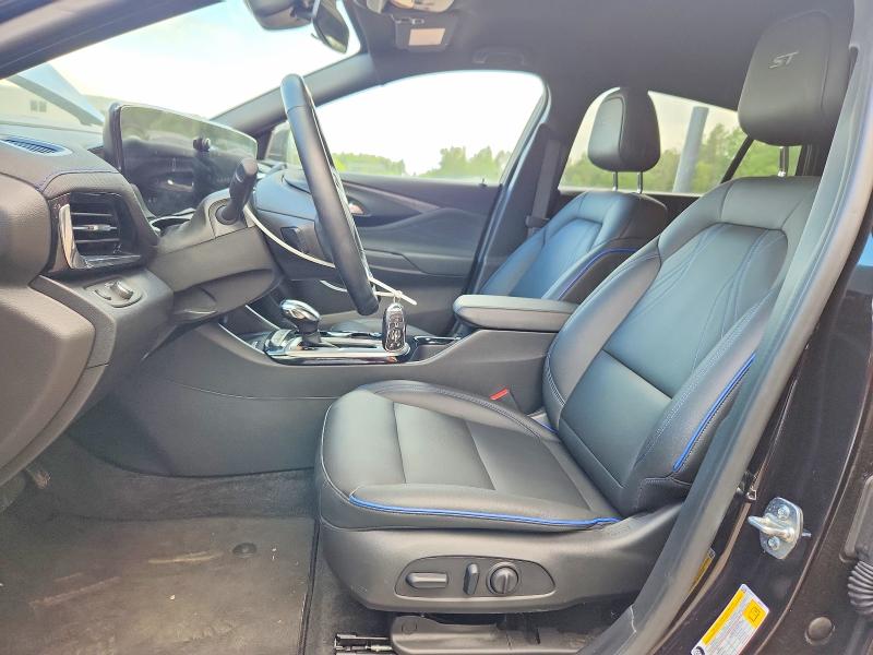 2025 Buick Envista VIN KL47LBE2XSB202874 COPART salvage auction — NORMAL WEAR, On - Permit No Brand - Unfit, sold $8,000 on 2026-07-22 (photo 7)