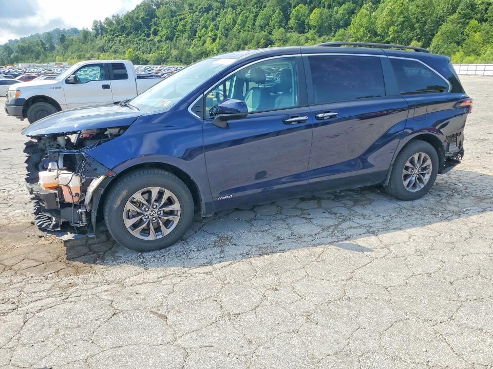 2021 Toyota Sienna VIN 5TDYRKEC7MS036973 COPART salvage auction — FRONT END, WV - SALVAGE CERTIFICATE, sold $1,000 on 2026-07-30 (photo 1)