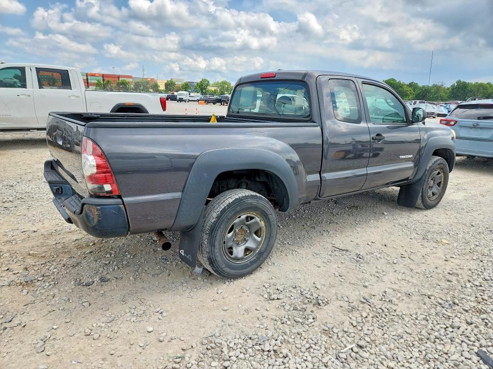 2010 Toyota Tacoma VIN 5TEUX4EN4AZ725627 COPART salvage auction — REAR END, OH - CERTIFICATE OF TITLE (P), sold $5,900 on 2026-07-31 (photo 3)