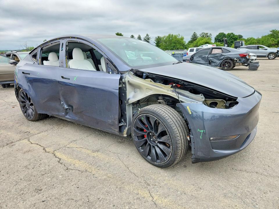 2022 Tesla Model y VIN 7SAYGDEF2NF467225 COPART salvage auction — FRONT END, Pa - Certificate Of Salvage, sold $8,900 on 2026-07-31 (photo 4)