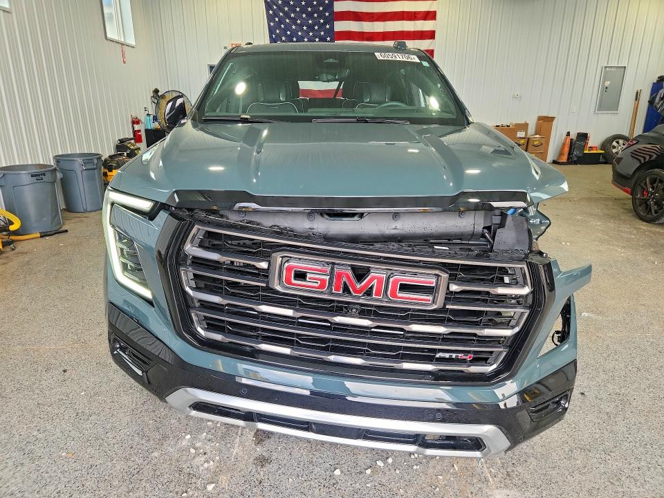 2026 Gmc VIN 1GKS2WKL1TR212021 COPART salvage auction — SIDE, Oh - Cert Of Title-Salvage, sold $39,250 on 2026-08-14 (photo 5)