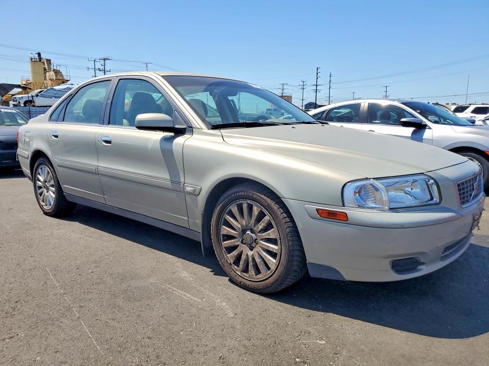 2004 Volvo S80 VIN YV1TS92D441351578 COPART salvage auction — SIDE, CA - DIS/DLR/EXP ONLY CLEAN TITLE, sold $325 on 2026-07-29 (photo 4)