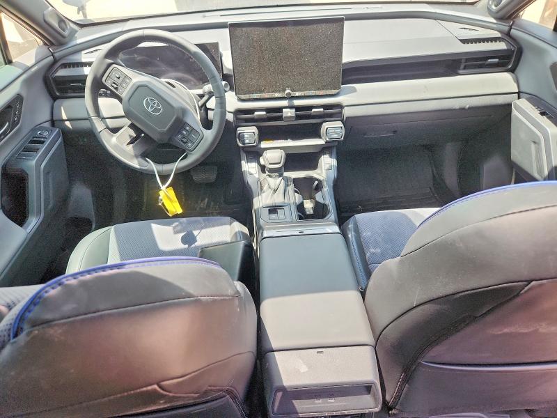 2026 Toyota Rav 4 VIN JTM6CRAV3TD304047 COPART salvage auction — FRONT END, Tx - Salvage Vehicle Title, sold $20,100 on 2026-07-08 (photo 8)