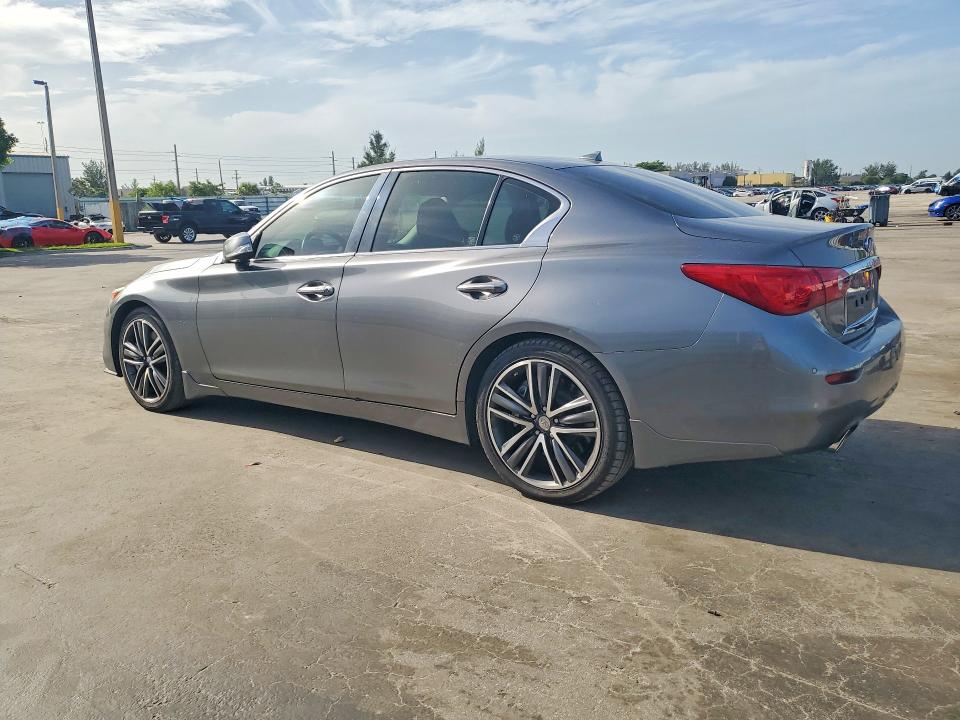 2015 Infiniti Q50 VIN JN1BV7AP5FM332860 COPART salvage auction — MINOR DENT/SCRATCHES, Salvage Title, sold $1,000 on 2026-07-27 (photo 2)