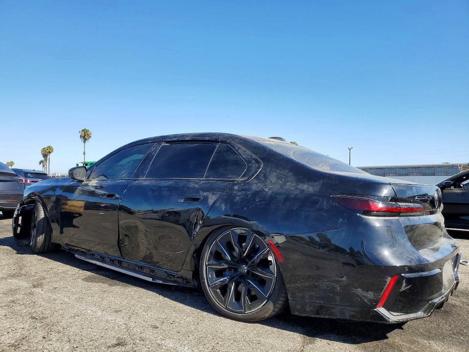 2025 BMW I7 VIN WBY43EJ08SCU94256 COPART salvage auction — FRONT END, Nv - Dis/Dlr/Exp Only Salvage Title, sold $20,200 on 2026-07-31 (photo 2)