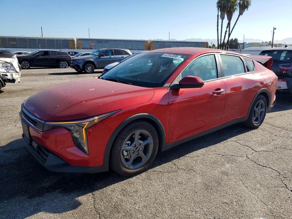 2025 Kia K4 VIN 3KPFT4DE8SE098090 — COPART salvage auction photo