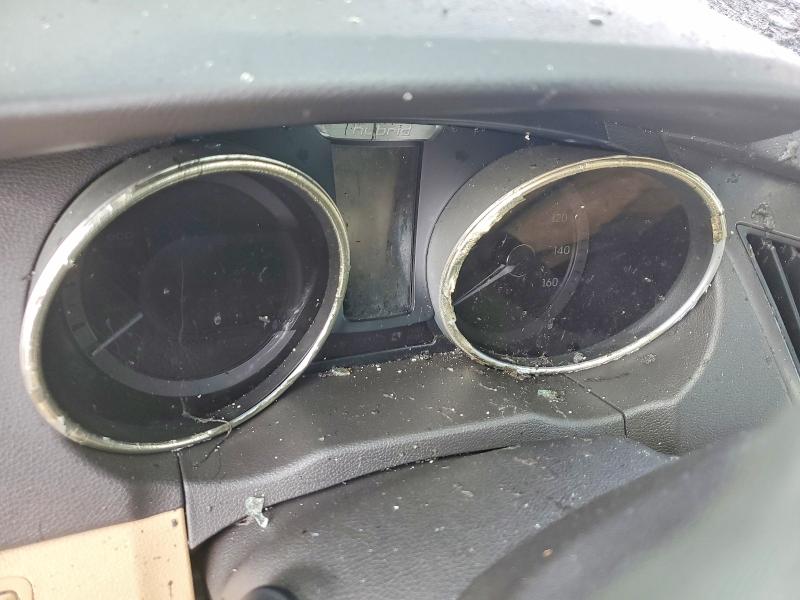 2011 Hyundai Sonata VIN KMHEC4A44BA010724 COPART salvage auction — Burn Engine, VA - CERT OF TITLE - SALVAGE, sold $325 on 2026-07-22 (photo 9)