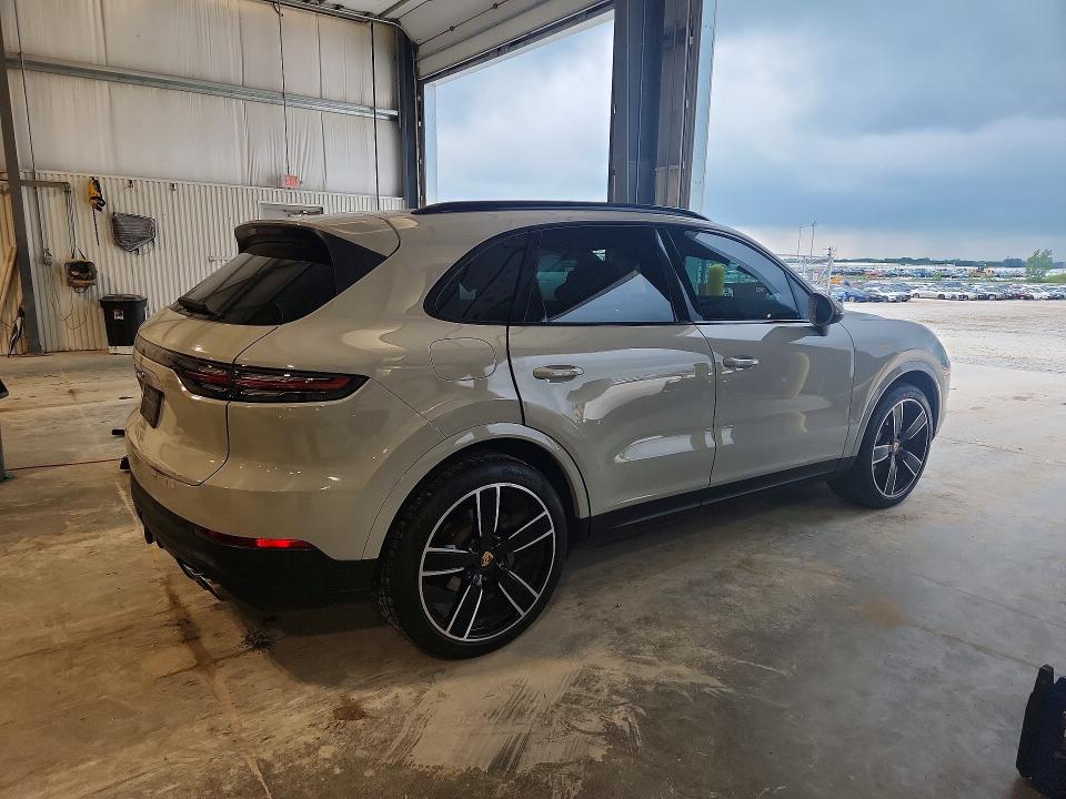 2021 Porsche Cayenne VIN WP1AB2AY0MDA28571 COPART salvage auction — REAR END, Ne - Cert Of Title-Salvage, sold $27,250 on 2026-08-18 (photo 3)