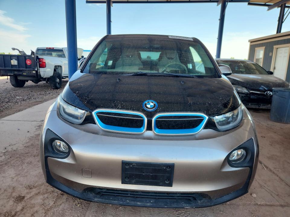 2014 BMW I3 VIN WBY1Z4C56EVX63433 COPART salvage auction — MINOR DENT/SCRATCHES, Az - Certificate Of Title, sold $2,900 on 2026-07-16 (photo 5)