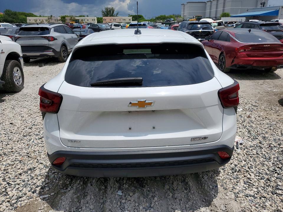 2024 Chevrolet Trax VIN KL77LFE20RC002391 COPART salvage auction — FRONT END, Pa - Certificate Of Salvage, sold $4,750 on 2026-07-24 (photo 6)