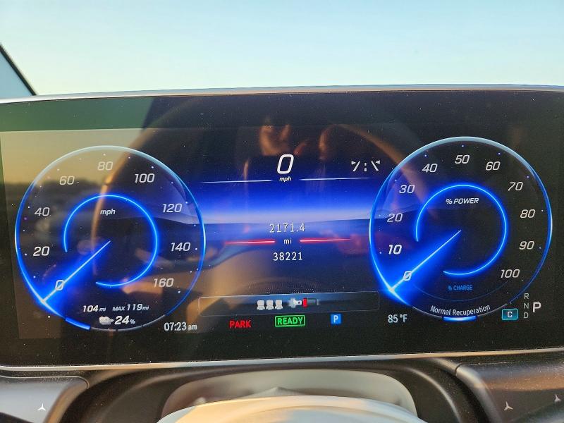 2023 Mercedes-benz Eqe VIN 4JGGM1CB5PA029418 COPART salvage auction — FRONT END, Tx - Salvage Vehicle Title, sold $26,250 on 2026-08-24 (photo 9)