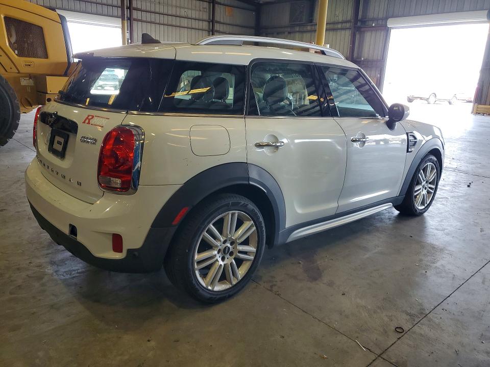 2020 Mini Cooper VIN WMZYW3C03L3L23718 COPART salvage auction — NORMAL WEAR, Fl - Certificate Of Title, sold $6,400 on 2026-08-12 (photo 3)