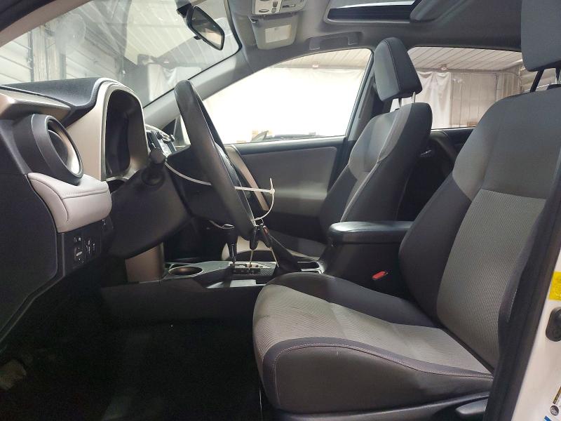2015 Toyota Rav 4 VIN JTMRFREV3FD102408 COPART salvage auction — MINOR DENT/SCRATCHES, Pa - Cert Of Title, sold $4,950 on 2026-07-09 (photo 7)
