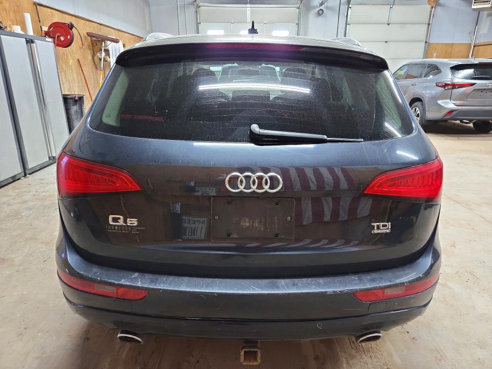 2014 Audi Q5 VIN WA1CMAFP3EA055999 COPART salvage auction — MINOR DENT/SCRATCHES, Me - Non Public Clean Title, sold $1,650 on 2026-07-15 (photo 6)