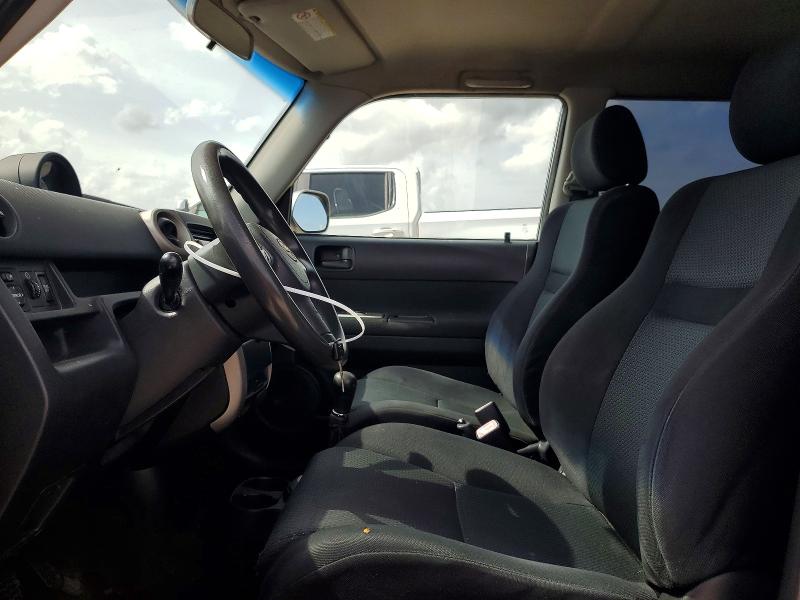 2006 Toyota Scion VIN JTLKT334X64097942 COPART salvage auction — NORMAL WEAR, TX - CERTIFICATE OF TITLE, sold $200 on 2026-07-21 (photo 7)
