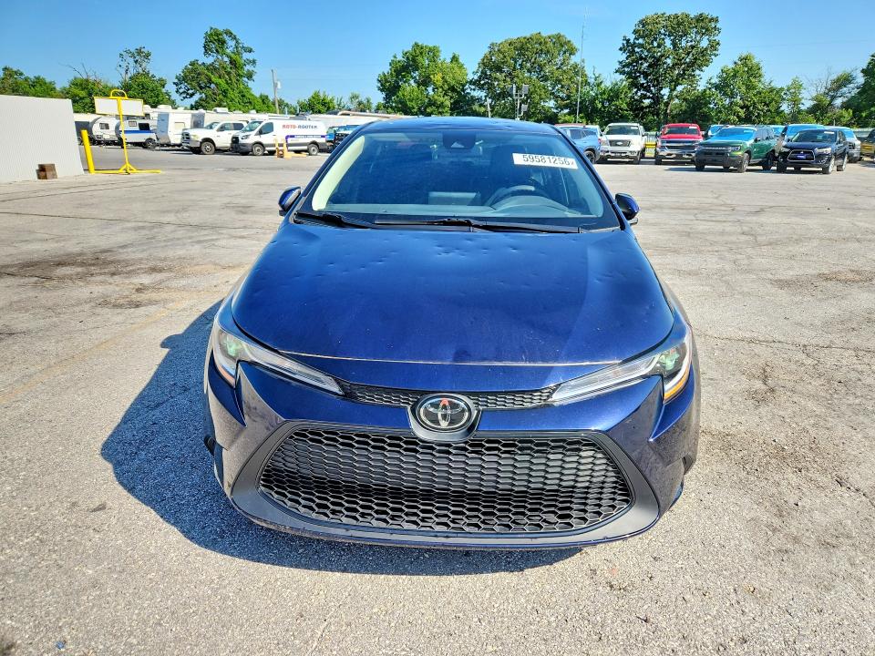 2022 Toyota Corolla VIN 5YFEPMAE2NP283467 COPART salvage auction — HAIL, Fl - Cert Of Title Slvg Rebuildable, sold $7,000 on 2026-07-22 (photo 5)
