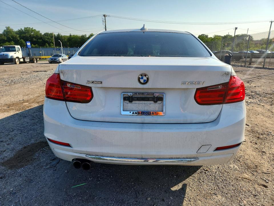 2013 BMW 3er VIN WBA3B3C54DF533016 COPART salvage auction — MECHANICAL, Md - Certificate Of Title, sold $575 on 2026-07-30 (photo 6)