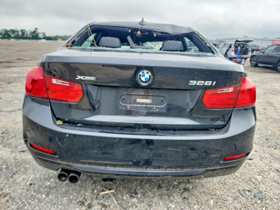 2013 BMW 3er VIN WBA3B3C53DF532620 COPART salvage auction — ROOF, Va - Certificate Of Title, sold $1,050 on 2026-07-22 (photo 6)