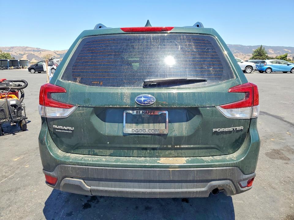 2022 Subaru Forester VIN JF2SKACC9NH403645 COPART salvage auction — FRONT END, Ca - Dis/Dlr/Exp Only Clean Title, sold $550 on 2026-07-30 (photo 6)
