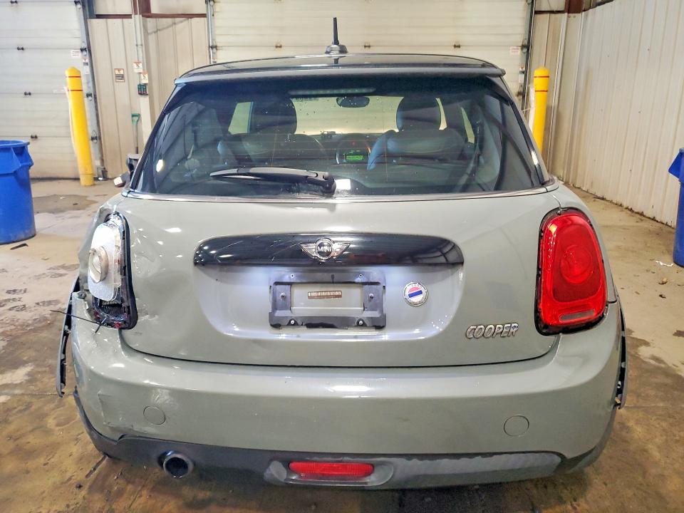 2016 Mini Cooper VIN WMWXP5C5XGT739834 COPART salvage auction — REAR END, Salvage Title, sold $1,800 on 2026-08-07 (photo 6)