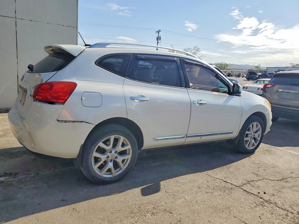 2011 Nissan Rogue sport VIN JN8AS5MT9BW185542 COPART salvage auction — MINOR DENT/SCRATCHES, Tx - Salvage Vehicle Title, sold $1,150 on 2026-07-17 (photo 3)