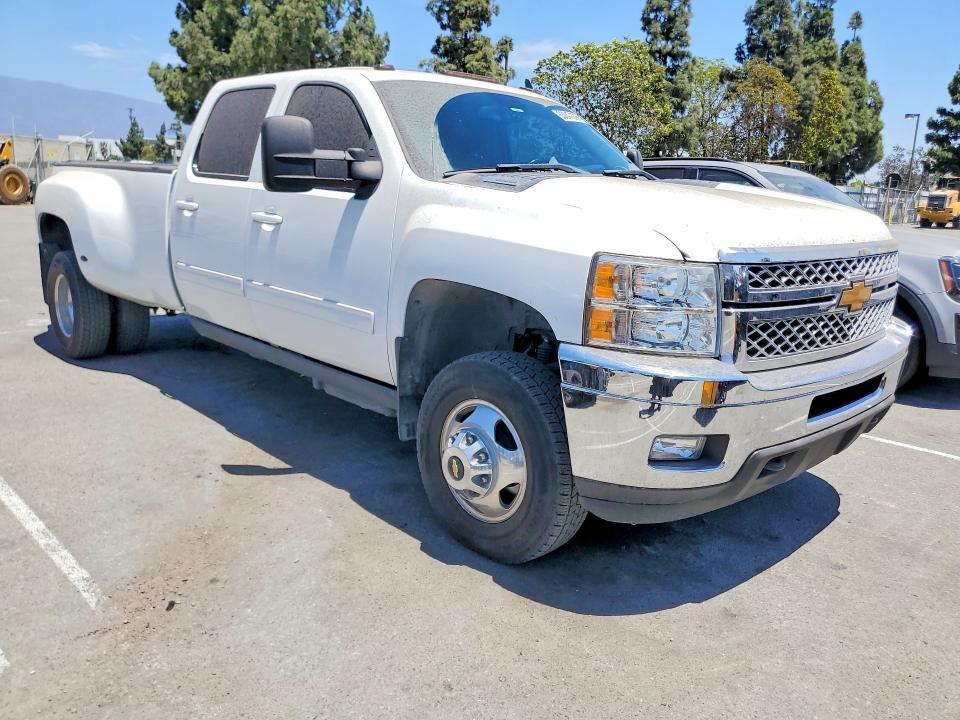 2013 Chevrolet Silverado 3500 VIN 1GC4K1C85DF206842 COPART salvage auction — NORMAL WEAR, Ca - Salvage Acquisition Billofsale, sold $6,900 on 2026-09-29 (photo 4)