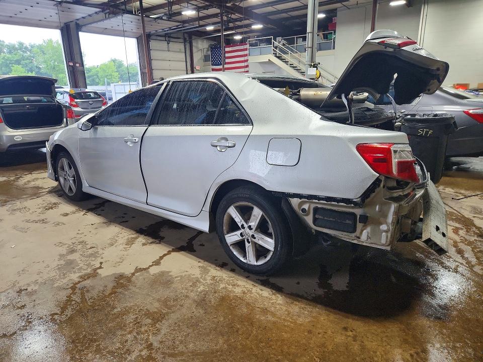 2013 Toyota Camry VIN 4T1BF1FKXDU259840 COPART salvage auction — ROLLOVER, Ct - Cert Of Title-Salvage, sold $475 on 2026-07-28 (photo 2)