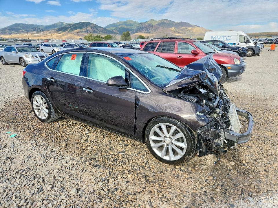 2013 Buick Verano VIN 1G4PP5SK1D4139313 COPART salvage auction — FRONT END, Mn - Cert Of Title-Prior Salvage, sold $175 on 2026-09-04 (photo 4)