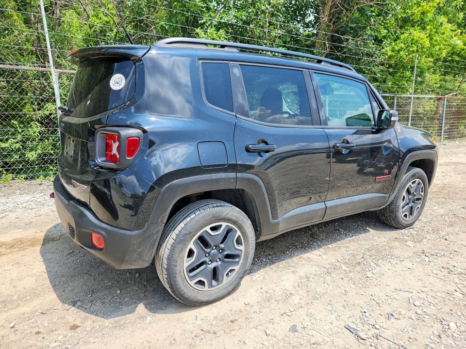 2017 Jeep Renegade VIN ZACCJBCB0HPG53727 COPART salvage auction — BURN, Oh - Cert Of Title-Salvage, sold $1,800 on 2026-08-05 (photo 3)