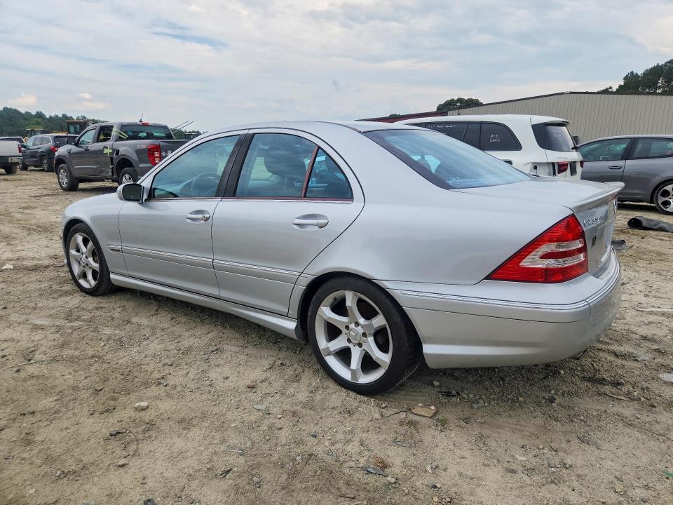 2007 Mercedes-benz C-klasse VIN WDBRF52H27E027623 COPART salvage auction — REAR END, Md - Cert Of Salvage > 75% Damage, sold $550 on 2026-08-18 (photo 2)