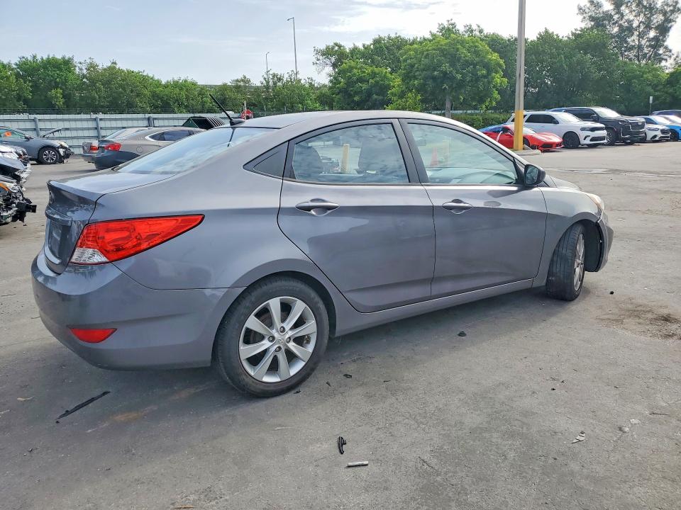 2014 Hyundai Accent VIN KMHCT4AE0EU637116 COPART salvage auction — FRONT END, Fl - Certificate Of Title (P), sold $1,000 on 2026-07-29 (photo 3)