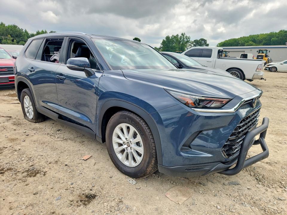 2024 Toyota Highlander VIN 5TDAAAB54RS033884 COPART salvage auction — FRONT END, AZ - CERT OF TITLE - SALVAGE, sold $7,600 on 2026-07-21 (photo 4)