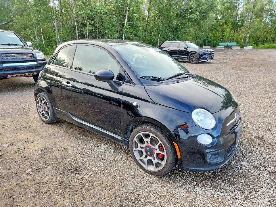 2015 Fiat 500 VIN 3C3CFFBR4FT561943 COPART salvage auction — MINOR DENT/SCRATCHES, On - Permit No Brand - Unfit, sold $550 on 2026-08-05 (photo 4)