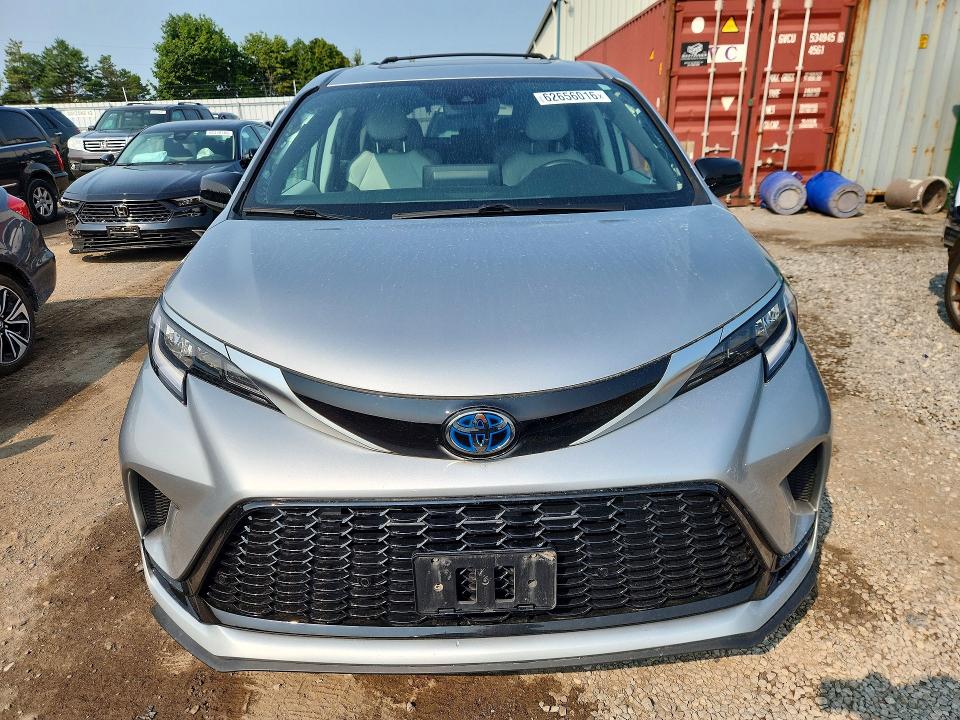 2021 Toyota Sienna VIN 5TDGRKEC7MS051923 COPART salvage auction — REAR END, ON - PERMIT NO BRAND - UNFIT, sold $16,650 on 2026-08-20 (photo 5)