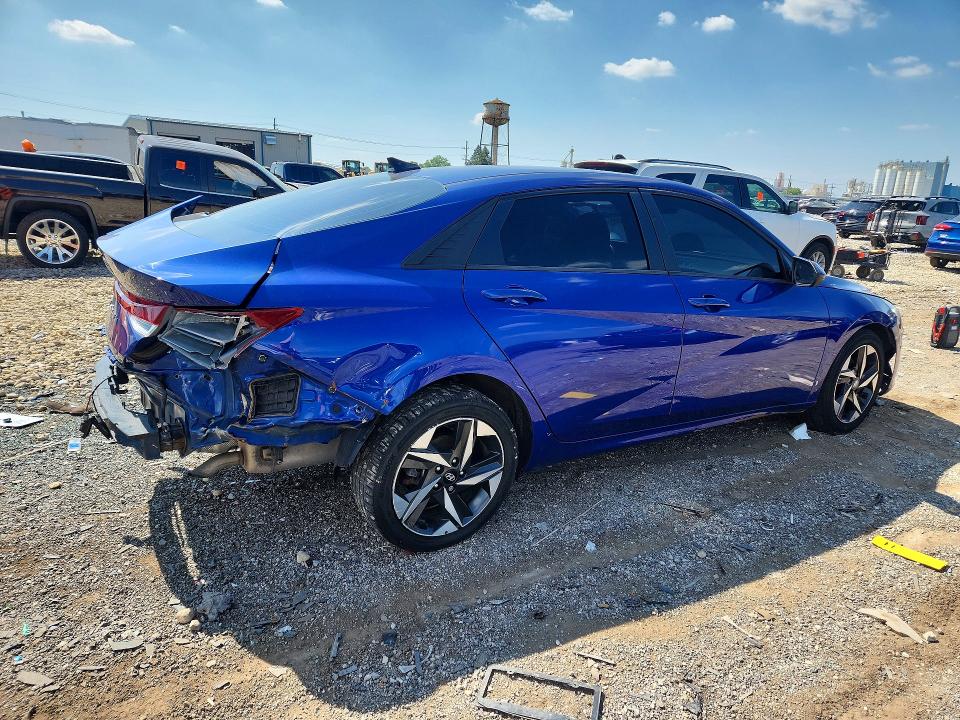 2023 Hyundai Elantra VIN 5NPLS4AG4PH098246 COPART salvage auction — REAR END, Il - Certificate Of Title, sold $4,650 on 2026-07-31 (photo 3)