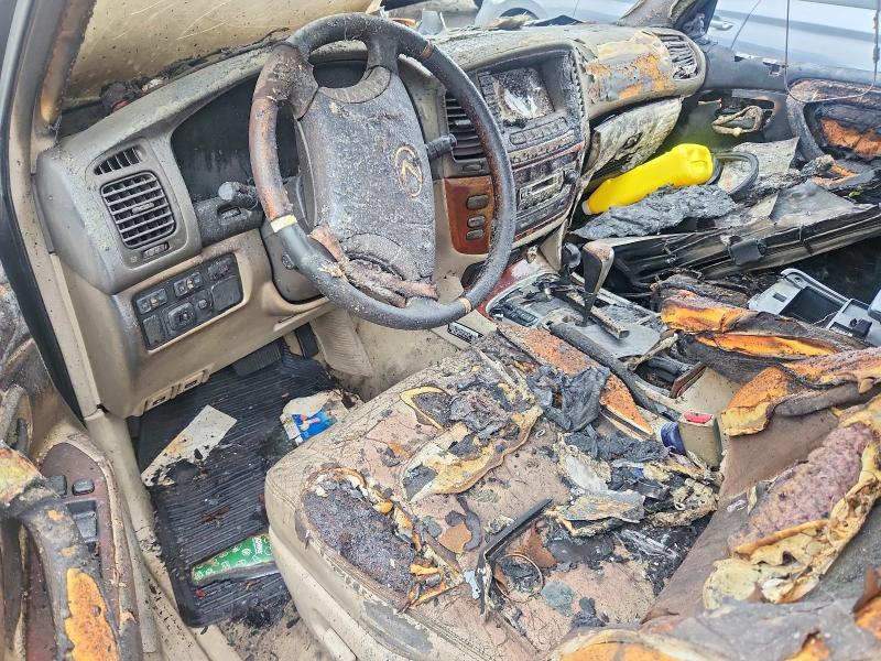 2005 Lexus Lx 470 VIN JTJHT00W353554635 COPART salvage auction — BURN, MD - CERT OF SALVAGE > 75% DAMAGE (P), sold $400 on 2026-07-14 (photo 8)