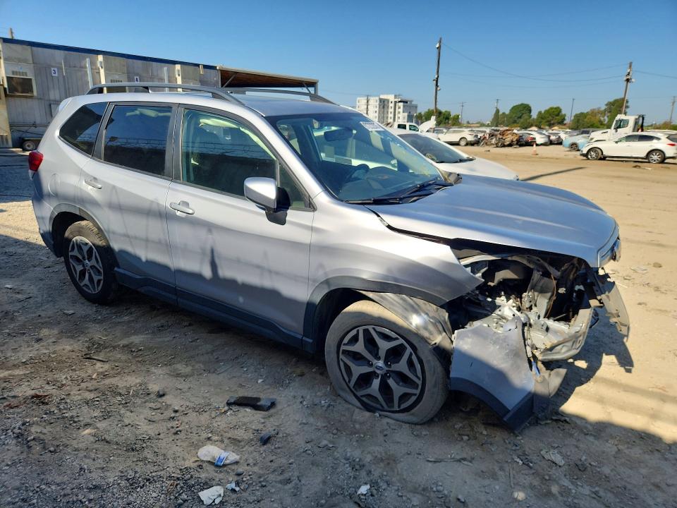 2020 Subaru Forester VIN JF2SKAJC3LH412051 COPART salvage auction — FRONT END, Ca - Lien Papers-Salvage Or Ac (P), sold $225 on 2026-07-27 (photo 4)
