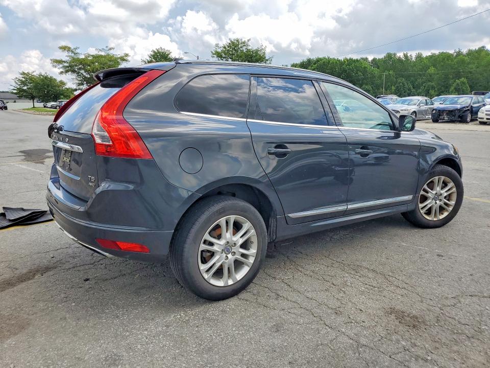 2015 Volvo Xc60 VIN YV4612RK0F2667474 COPART salvage auction — SIDE, KY - CERT OF TITLE-SALVAGE, sold $950 on 2026-08-10 (photo 3)