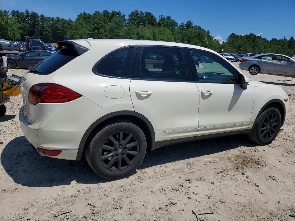 2011 Porsche Cayenne VIN WP1AA2A22BLA09053 COPART salvage auction — FRONT END, MA - CERT OF TITLE-RECONSTRCTD COLL, sold $775 on 2026-08-03 (photo 3)