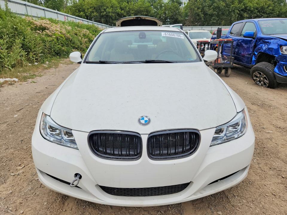 2011 BMW 3 series VIN WBAPH7C57BE850556 COPART salvage auction — MECHANICAL, MI - DEALER ONLY CLEAN TITLE, sold $425 on 2026-07-22 (photo 5)